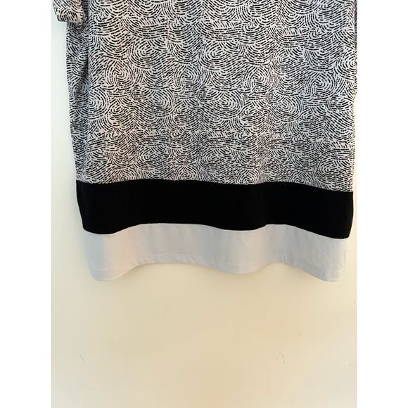 Ivanka Trump Short Sleeve Black and White Patterned Blouse Size XL - Picture 6 of 9